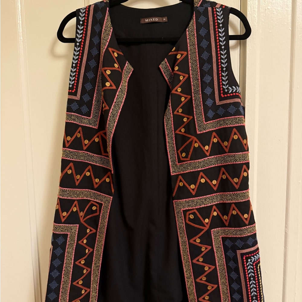 MIXED Geometric Patterned Vest